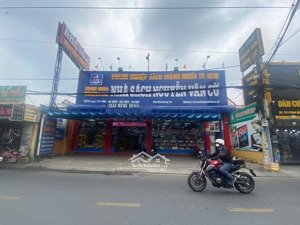 bán nhà mặt tiền nguyễn văn quá , dt : 10 x 40m đang cho thuê 60tr/t giá 28 tỷ , đại