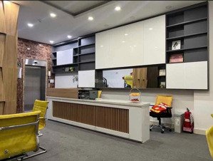 siêu vị trí - mặt tiền gần 6m - đường 15m ngay trung tâm q1, hầm 5lầu thang máy 9 phòng, chỉ 43 tỷ