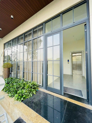 tôi chính chủ cho thuê lẻ tầng 2,3,4,5 căn liền kề matrix one, mễ trì, diện tích 160m2, mặt tiền 8m