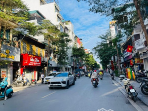 trung tâm đống đa. mặt ngõ kinh doanh ô tô tránh lô góc 3 mặt thoáng. 77m. 3 tầng. 13 tỷ