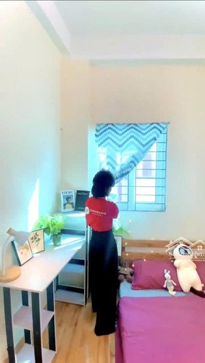 cho thuê phòng 25m2 có ban công cửa sổ, nhà sạch sẽ, thoáng