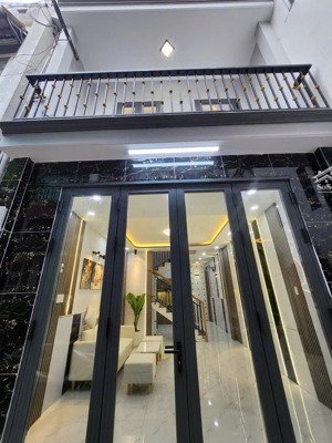 nhà mặt tiền đường lê lư, 4.65m x 24.5m, nhà 1 trệt 1 lầu