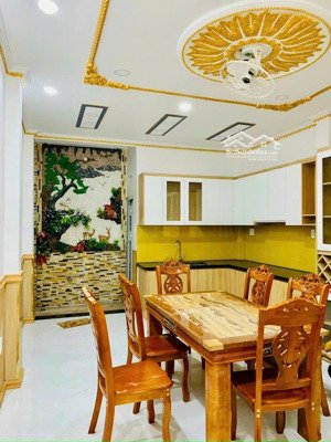 bán nhà đẹp đường nguyễn cửu đàm, quận tân phú (4x14m vuông) trệt 2 lầu mới xây 100%, nhà cực đẹp