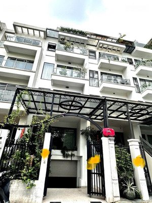 giảm chào 1 tỷ - chủ cần bán gấp liền kề hạ đình 108m, 6t, mt 5m, 29 tỷ, thanh xuân. 