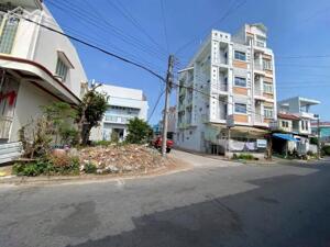 Nền góc 2 mặt tiền đường Trần Văn Nghiêm