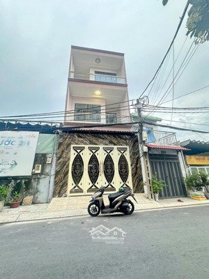 bán gấp căn nhà 63m2(4mx 15,7m) giá 2.880 tỷ . đường ba vì/q10. gần tttm vạn hạnh mall