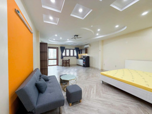 studio ban công ngay vòng xoay trung sơn - 40m2