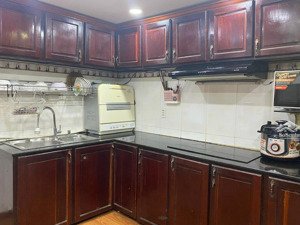 chính chủ cần bán căn hộ chung cư trần quang diệu, p. 12, q. 3 sổ hồng vĩnh viễn, giá tốt