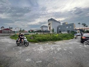 chính chủ cần bán lô góc đường nhựa kiến quốc kiến thụy lh: e thảo)