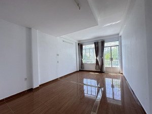 cho thuê nhà nguyên căn đường nguyễn thị minh khai
