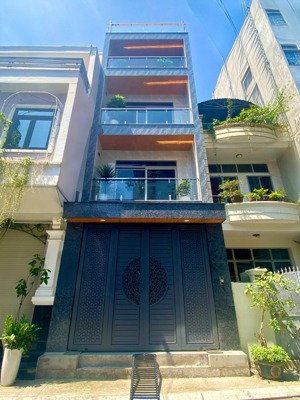 siêu hot! nhà mới xây - ngay nhà ga t3 - 158/8b hoàng hoa thám, p13, tân bình