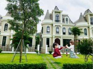 BÁN ĐƠN LẬP CIPUTRA - KHU "GIA BY KITA". DT 318m2 - SỔ ĐỎ - CẠNH CV 65HA