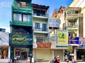 BÁN NHÀ MẶT TIỀN KINH DOANH - TRUNG TÂM QUẬN 3 Diện tích đẹp: 4,2 x 25m – tổng 105m²