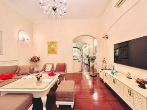 cần bán nhà gần đại học thủy lợi 125m2 5 tầng 5.5m mt 27 tỷ đống đa ô tô kinh doanh giá đầu tư