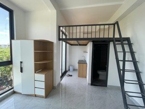 mới khai trương ban công cửa sổ có gác đa dạng nhu cầu