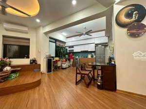 bán chung cư 138m 8,4 tỷ bán đảo linh đàm sung quang quần thể toàn biệt thự đường ô tô rộng 25m