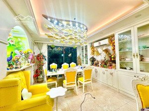 bán căn hộ vip times city 2 phòng ngủ 2wc full nội thất tầng cao 9xtr/m2