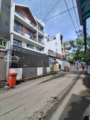 q7- dòng tiền 80tr-ngang 8m-dtsd 323m2- đs 8m-3 tầng- 27 nhỉnh nhẹ -tl c