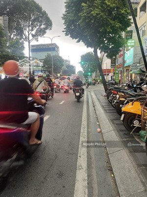 bán gấp nhà 2mt đường nguyễn ngọc lộc p14 quận 10- dt: 4,5x25m. giá chỉ 26 tỷ tl