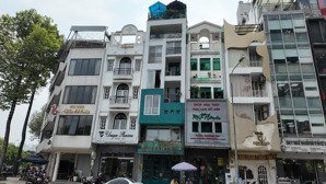 chỉ còn căn này bán, đoạn 2 chiều, giá đang giảm mạnh