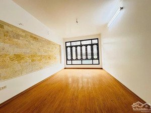 phân lô quân đội 60m 5 tầng 4pn ô tô tránh kinh doanh view bảo tàng 18 tỷ (cg1520162)