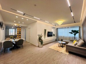 bán căn hộ sunrise city khu south 95m2, 2pn, 2wc. có sổ hồng. giá 7 tỷ tl. lh: m tâm