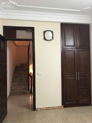 Cho thuê nhà Đường Láng, 3.5 tầng x 33m2, 3 ngủ, 3 vệ sinh, 11 Triệu/tháng