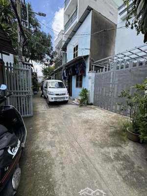 bán đất tặng nhà 2 tầng - dương quảng hàm p5 gv - hẻm xe hơi thông - 4.5x20 - 86m2