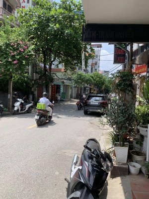 bán nhà văn quán hà đông,ô tô đỗ cửa dt39m x 5 tầng giá chỉ 6.x tỷ