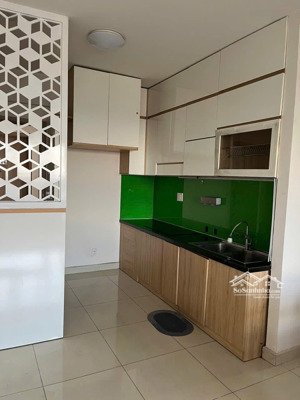 [ đã có sổ] cần bán căn hộ 2pn + 2wc tại citi soho.
- căn góc view đông nam thoáng mát