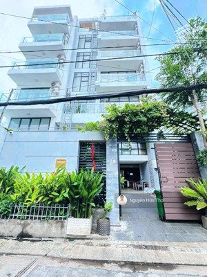 bán tòa nhà thảo điền vị trí đẹp, trung tâm cn 208m2