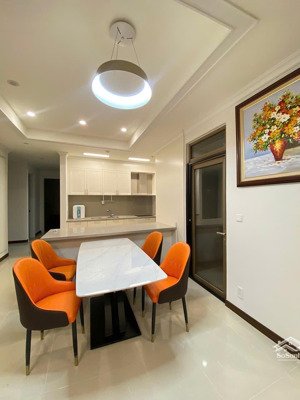 chính chủ bán căn hộ 3pn, 2wc,diện tích 125m2 tại kđt tây hồ tây - starlake hà nội chỉ với 18 tỷ