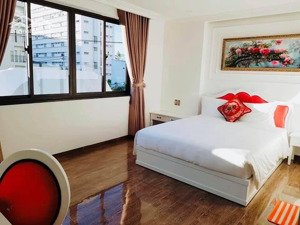 cho thuê khách sạn gần biển, nội thất sang trọng, mặt tiền đường trần văn ơn - lộc thọ