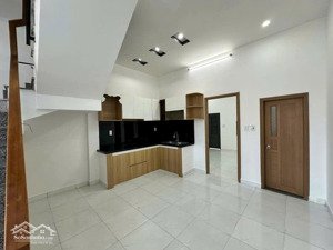 bán nhà 2 tầng kiệt ô tô nguyễn lương bằng, gần đh bách khoa