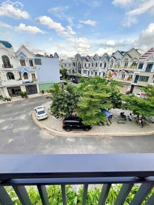 NHÀ PHỐ VIEW CÔNG VIÊN AN PHÚ THUẬN AN