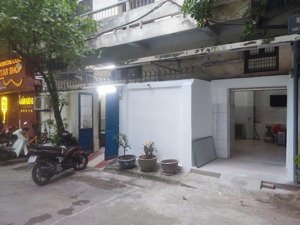 siêu vip cho thuê mb kinh doanh, ngõ 100 trần đại nghĩa 2 oto tránh nhau, cắt tóc, shop, văn phòng