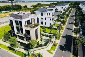 chủ kẹt tài chính cần bán gấp np 8*20m trục thông 19m bao giá tốt nhất phân khu tttm