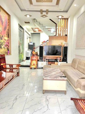 nhà full nội thất 2 lầu 4 phòng ngủ, đường tây lân, bình tân. lh 