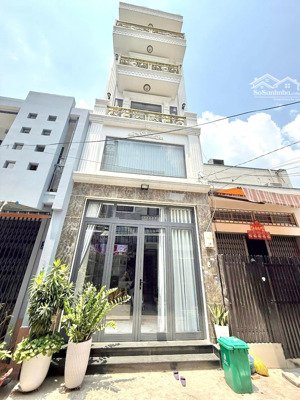 nhà nguyên căn 5 tầng 5 phòng, mới tinh, đường gò xoài, bình tân. lh 