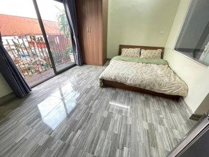cho thuê phòng ở nguyễn lương bằng, đống đa. có ban công. chuyên cho thuê ccmn ở hà nội