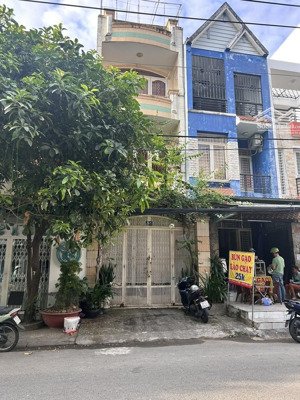 cho thuê nhà 3 lầu full nội thất mặt tiền phan huy thực p.tân kiểng q7