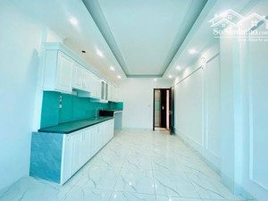 bán nhà kim giang, thanh liệt, 1 nhà ra ô tô, 7 tầng thang máy giá chỉ 7,8 tỷ