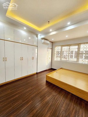 cho thuê 2 ngủ full đồ 82m2 ct5 văn khê, 10 triệu/tháng