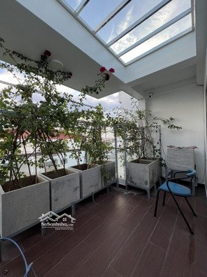 siêu phẩm căn 4 tầng mặt trường học tại himlam hùng vương- giá 4,6 tỷ. lh: 