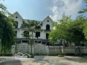 siêu rẻ! biệt thự geleximco c 240m, ô chờ thang máy, khu vip, giá chỉ 40 tỷ