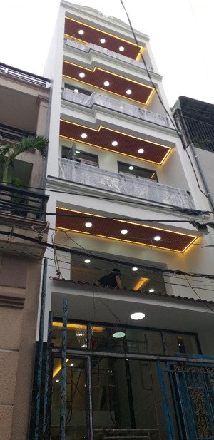 bán nhà 4 x 15m, 1 trệt 1 lửng 3 lầu 1 sẹc 20m đường lâm thị hố, phường tân chánh hiệp, q12, tphcm