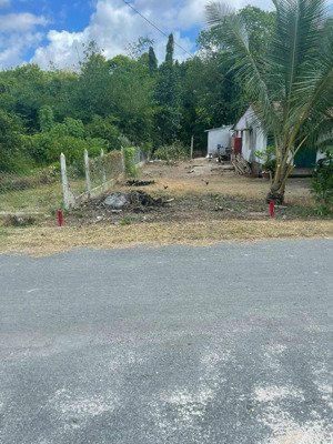 tỉnh lộ 7 xã thái mỹ 150m2 thổ mt 5m đường trương thị kiện. giá chỉ 1,02 tỷ