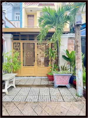 Top nhà phố rẻ 4 x 24m 1 trệt 1 lầu KDC Bình Hưng TP.HCM