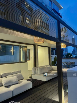 bán căn 2pn sân thượng diện tích 200m2 (100m2 sàn + 100m2 sân thượng) layout độc đáo giá thiện chí