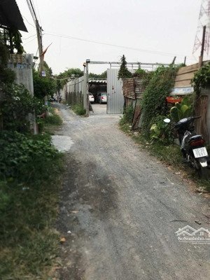 cho thuê 240m2 đất đường tam bình, phường hiệp bình chánh, thủ đức. lh: 